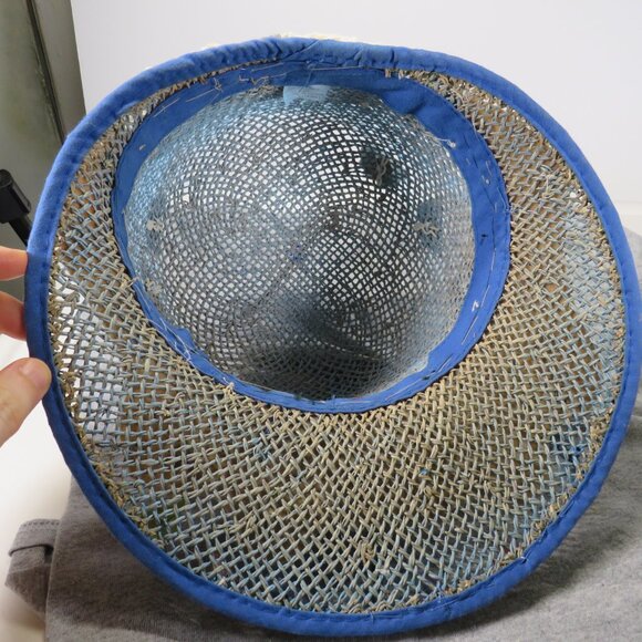 Costal inspired summer hat covered in buttons of sea shells, fish, shark &sun - Picture 10 of 12